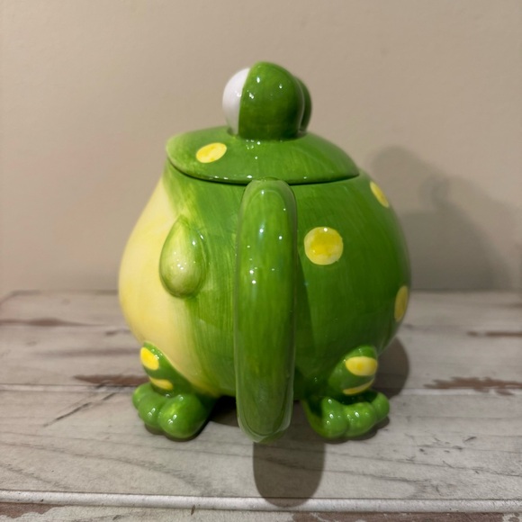 Toby The Toad Frog Burton & Burton Ceramic Teapot Hand Painted - Picture 2 of 8